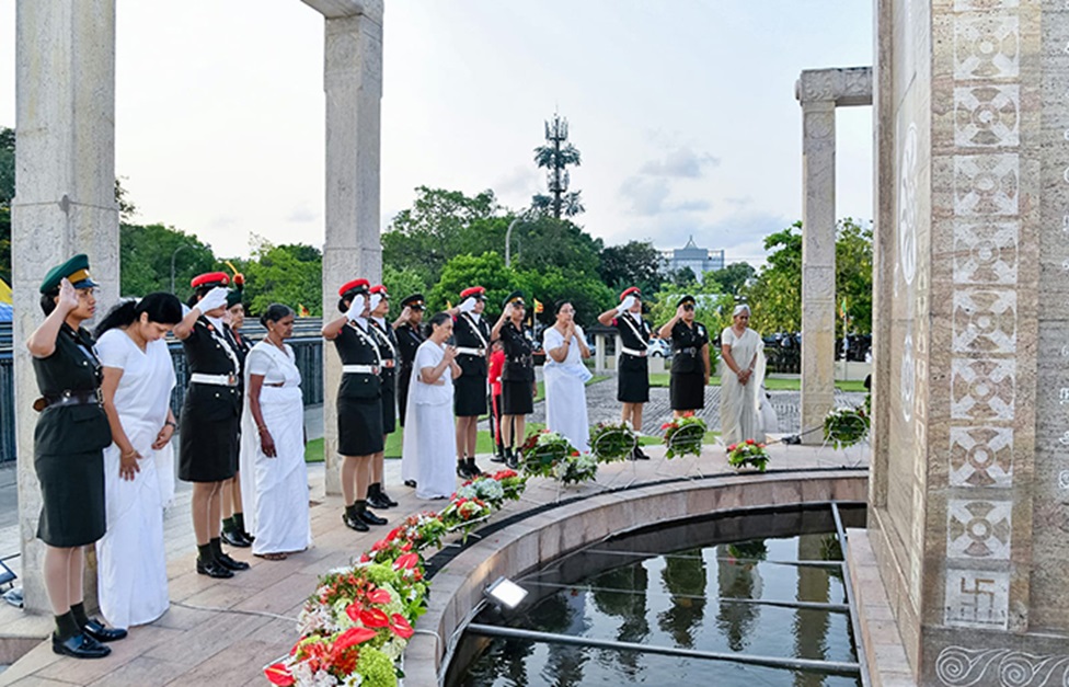 ඉදිරියට යෑමට කාලය පැමිණ තිබේ 